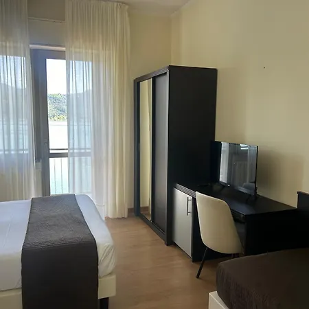 Hotel Carillon-3